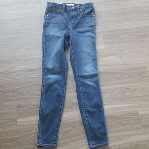 Madewell 10" High Rise Skinny Jean's 26T